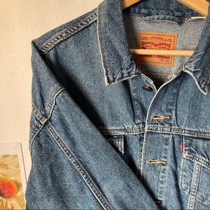 LEVI’S CROPPED JEAN JACKET XL